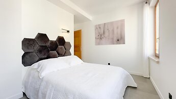 100 Le Riviera in Cannes