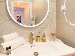 310 Le Dor in Cannes