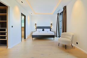 007 Villa Deva in Cannes