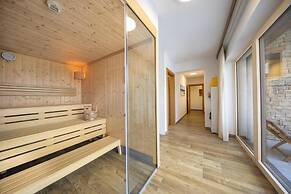Chalet With Ski Access, Neukirchen