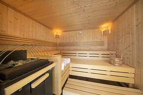 Chalet With Ski Access, Neukirchen