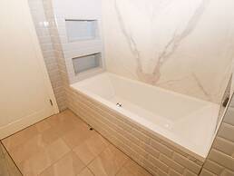 Aurelian House