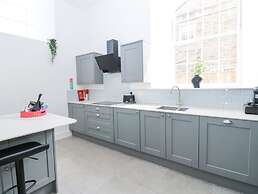 Aurelian House