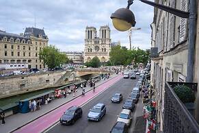 Le Balcon de Notre Dame