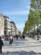 Le Triomphe Elysees - Ternes
