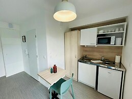 We Live In R - Suite 201
