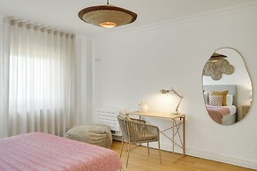 Coastline Arrabida Villa by Cadenzalux