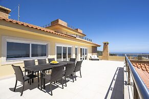 Coastline Arrabida Villa by Cadenzalux