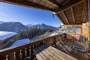 Chalet With Shared Swimming Pool