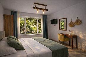 MAKİA OTEL