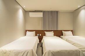 The Square Hostel Jongno