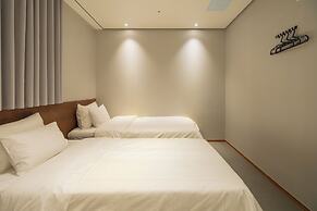 The Square Hostel Jongno