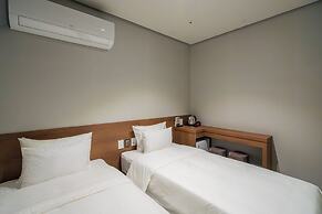 The Square Hostel Jongno