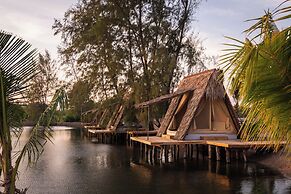 CAMP CAYLA COASTA