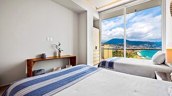 Oceanview Luxury 4BR Penthouse