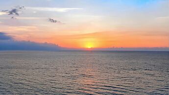 Oceanview Luxury 4BR Penthouse