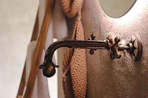 Dar Lamia Boutique Hotel