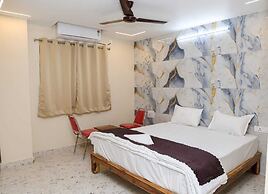 Hotel rama grand