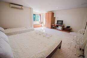Anchalee Garden Hotel
