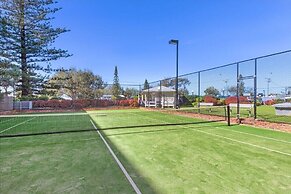 Broadbeach Blvd Apartment