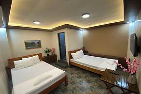 Mom Shie'S Apartelle