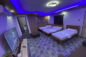 Mom Shie'S Apartelle
