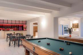 Casabianca Resort