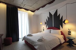 Bazaar Hotel