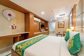 Treebo Premium Vinnie - Near Airport