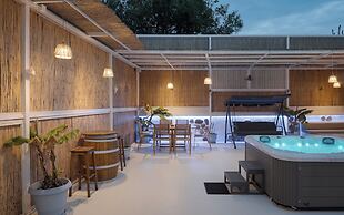 Porfyra Suite 1