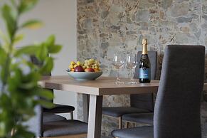 Porfyra Suite 1