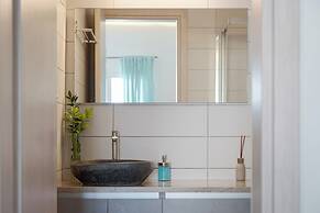 Porfyra Suite 1
