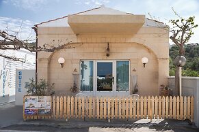 Porfyra Suite 1