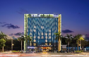 CNHOL RADIENT HOTEL