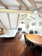 Accomodo MIL68 Loft Centro Storico