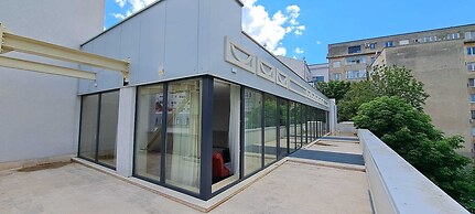 Embassy Romana