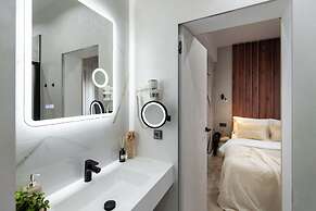 Aiastay Bucharest River Apartments