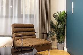 Aiastay Bucharest River Apartments