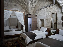 Taştepeler Konak