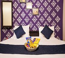 Hotel Golden Rock