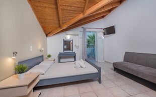 MAUI HOTEL LAGANAS