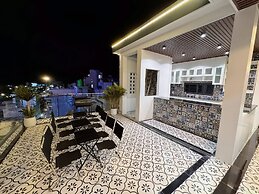 ALUC HOUSE