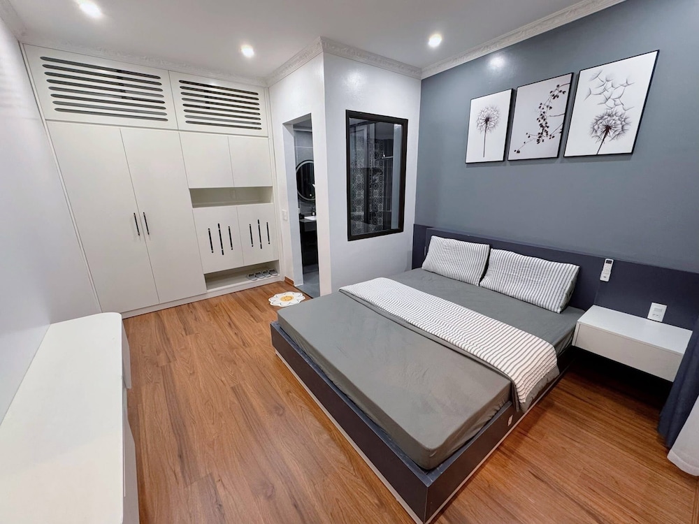 ALUC HOUSE