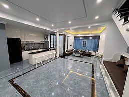 ALUC HOUSE