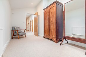Home Farm Barn - From 500 Per Night