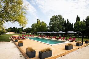 Proven ale House With Pool and spa