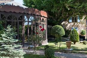 Charming Mas Provencal With Swimming Pool