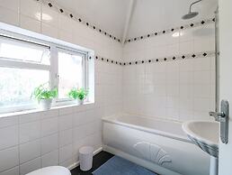 46 Dalby Road