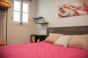 Feel at Sants Apartments