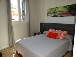 Feel at Sants Apartments